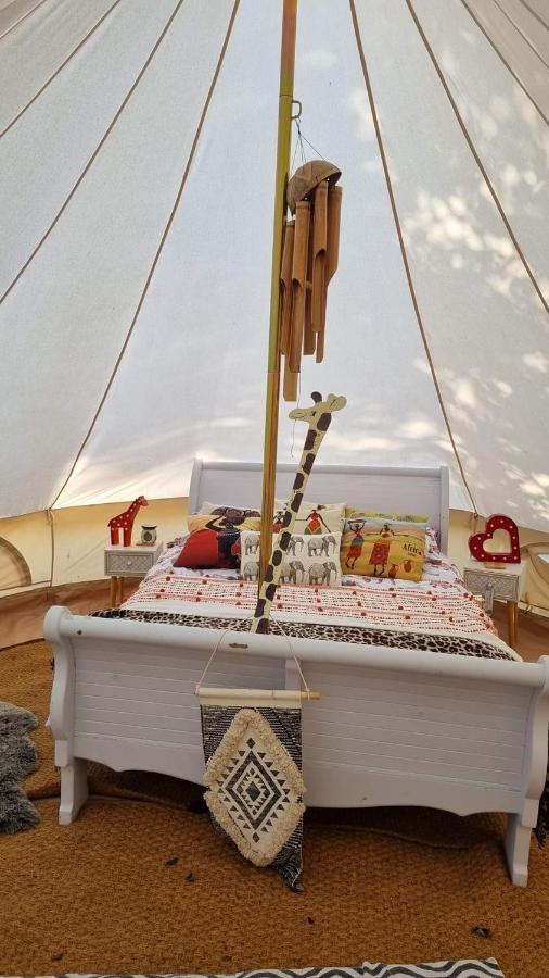 Secret Garden Glamping African Themed Tent Newark upon Trent Kültér fotó